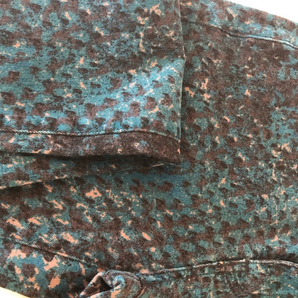 Mossimo jeans, teal and black pattern, size 2, great condition - Picture 5 of 8